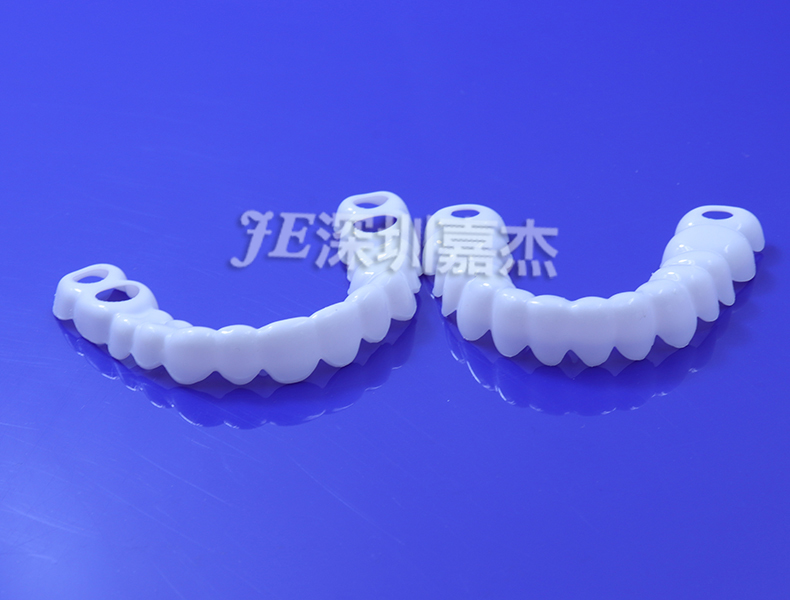 硅膠牙套可以矯正牙齒嗎？