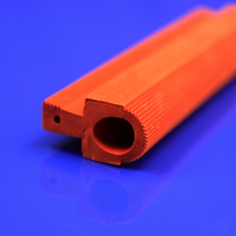 在中國硅膠密封條依然還有很好的前景！