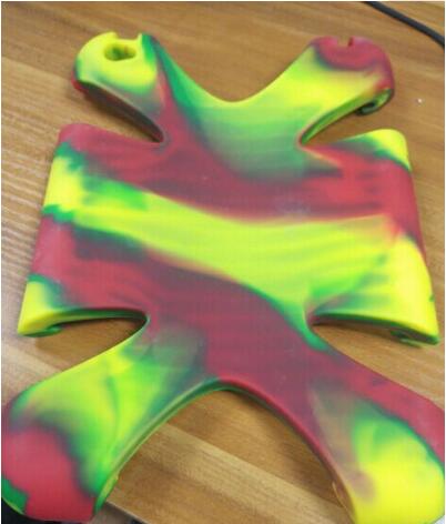 硅膠制品是怎么做到漸變色的？